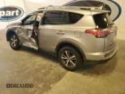 ✅ 2018 Toyota RAV4 XLE • VIN: 2T3WFREV9JW443553 • Lot: 89514545. Listed on Copart with 61,472 mi. Free auction sales archive from the USA and detailed vehicle history report at DreamBid. Image 2.