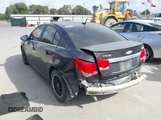 ✅ 2014 Chevrolet Cruze 1LT • VIN: 1G1PC5SBXE7205673 • Lot: 43295390. Listed on IAAI with 156,472 mi. Free auction sales archive from the USA and detailed vehicle history report at DreamBid. Image 3.