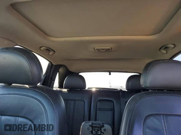 ✅ 2014 Chevrolet Captiva Sport LTZ • VIN: 3GNAL4EK6ES642453 • Lot: 74250894. Wystawiony na Copart z przebiegiem Nie podano. Bezpłatny archiwum sprzedaży aukcyjnych z USA i szczegółowy raport historii pojazdu na DreamBid. Zdjęcie 10.