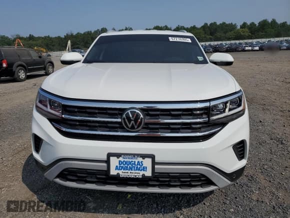 ✅ 2022 Volkswagen Atlas SE • VIN: 1V2HC2CA5NC205103 • Lot: 67216305. Listed on Copart with 17,779 mi. Free auction sales archive from the USA and detailed vehicle history report at DreamBid. Image 5.