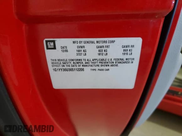 ✅ 2006 Chevrolet Corvette • VIN: 1G1YY36U365112206 • Lot: 82579585. Wystawiony na Copart z przebiegiem 77 541 mil. Bezpłatny archiwum sprzedaży aukcyjnych z USA i szczegółowy raport historii pojazdu na DreamBid. Zdjęcie 12.