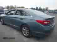 2015 Hyundai Sonata SE with VIN 5NPE24AF2FH048704, listed as a IAAI auction lot 43515291 with 122,077 mi miles and . Bid and sale history available at DreamBid. Image 3.