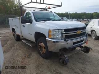 ✅ 2012 Chevrolet Silverado 2500HD Work Truck • VIN: 1GB0KVCG7CZ160946 • Lot: 43201905. Wystawiony na IAAI z przebiegiem 284 358 mil. Bezpłatny archiwum sprzedaży aukcyjnych z USA i szczegółowy raport historii pojazdu na DreamBid. Zdjęcie 1.