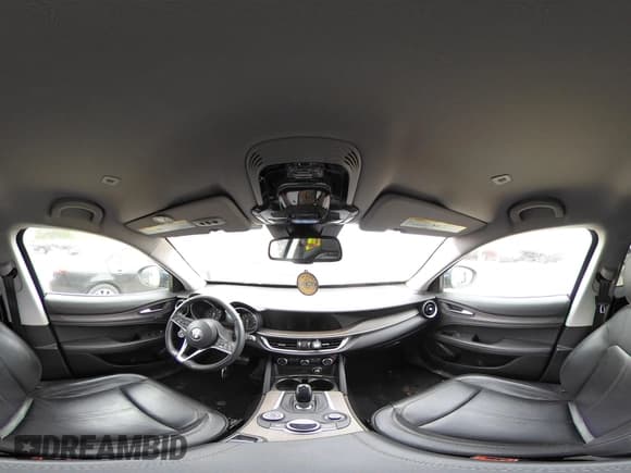 ✅ 2018 Alfa Romeo Stelvio Ti • VIN: ZASFAKBN2J7B60649 • Lot: 42407109. Wystawiony na IAAI z przebiegiem 81 260 mil. Bezpłatny archiwum sprzedaży aukcyjnych z USA i szczegółowy raport historii pojazdu na DreamBid. Zdjęcie 19.