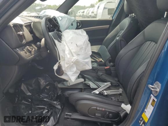 ✅ 2022 MINI Countryman Cooper S • VIN: WMZ83BR08N3P02212 • Lot: 60530805. Wystawiony na Copart z przebiegiem Nie podano. Bezpłatny archiwum sprzedaży aukcyjnych z USA i szczegółowy raport historii pojazdu na DreamBid. Zdjęcie 7.