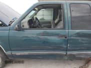 ✅ 1995 GMC Sierra 1500 • VIN: 2GTEC19K9S1565099 • Lot: 66949044. Wystawiony na Copart z przebiegiem 25 147 mil. Bezpłatny archiwum sprzedaży aukcyjnych z USA i szczegółowy raport historii pojazdu na DreamBid. Zdjęcie 7.