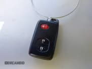 ✅ 2014 Toyota Prius Two • VIN: JTDKN3DU2E0368454 • Лот: 43415806. Опубликован ранее на IAAI с пробегом 197 447 миль. Бесплатный доступ к архиву аукционных продаж из США и подробный отчёт об истории автомобиля на DreamBid. Изображение 11.