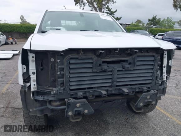 ✅ 2018 Chevrolet Silverado 1500 Work Truck • VIN: 1GCPCNEC5JF180905 • Лот: 42192862. Опубликован ранее на IAAI с пробегом 155 089 миль. Бесплатный доступ к архиву аукционных продаж из США и подробный отчёт об истории автомобиля на DreamBid. Изображение 18.