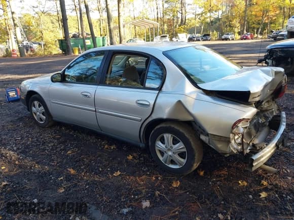 ✅ 2002 Chevrolet Malibu • VIN: 1G1ND52J72M718209 • Lot: 43550014. Listed on IAAI with 99,204 mi. Free auction sales archive from the USA and detailed vehicle history report at DreamBid. Image 3.