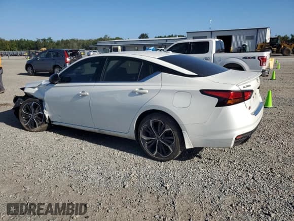 ✅ 2023 Nissan Altima SR • VIN: 1N4BL4CW9PN354836 • Lot: 82003495. Wystawiony na Copart z przebiegiem 29 926 mil. Bezpłatny archiwum sprzedaży aukcyjnych z USA i szczegółowy raport historii pojazdu na DreamBid. Zdjęcie 2.