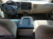 ✅ 2006 Chevrolet Silverado 1500 LT1 • VIN: 2GCEC13T561138400 • Лот: 75728854. Опубликован ранее на Copart с пробегом 243 878 миль. Бесплатный доступ к архиву аукционных продаж из США и подробный отчёт об истории автомобиля на DreamBid. Изображение 8.