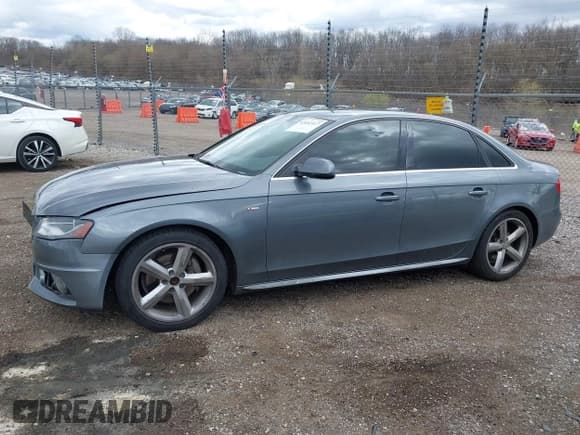 ✅ 2012 Audi A4 Premium Plus • VIN: WAUHFAFL1CA116330 • Лот: 42052317. Опубликован ранее на IAAI с пробегом 162 535 миль. Бесплатный доступ к архиву аукционных продаж из США и подробный отчёт об истории автомобиля на DreamBid. Изображение 14.