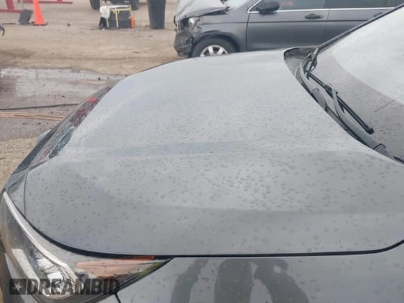 ✅ 2020 Toyota RAV4 Limited • VIN: 2T3Y1RFV8LC055918 • Lot: 43436881. Listed on IAAI with 120,547 mi. Free auction sales archive from the USA and detailed vehicle history report at DreamBid. Image 6.