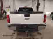 2007 Chevrolet Silverado 2500HD 1LT z VIN 1GCHK23647F512117, wystawiony jako IAAI lot #41359591 z przebiegiem 289 455 mil mil oraz . Historia ofert i sprzedaży dostępna na DreamBid. Obrazek 16.