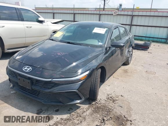 ✅ 2024 Hyundai Elantra SEL • VIN: KMHLM4DG9RU697167 • Lot: 43218733. Listed on IAAI with 58,011 mi. Free auction sales archive from the USA and detailed vehicle history report at DreamBid. Image 2.