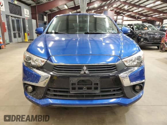 ✅ 2016 Mitsubishi Outlander ES • VIN: JA4AR3AWXGZ042352 • Lot: 92882835. Wystawiony na Copart z przebiegiem 109 589 mil. Bezpłatny archiwum sprzedaży aukcyjnych z USA i szczegółowy raport historii pojazdu na DreamBid. Zdjęcie 5.