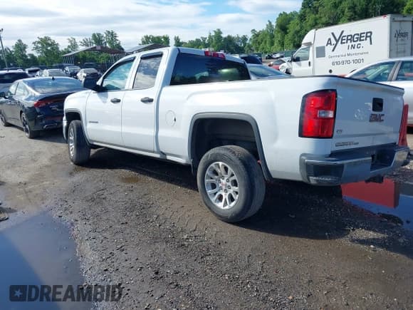 ✅ 2019 GMC Sierra 1500 • VIN: 2GTV2LEC1K1223241 • Лот: 42300315. Опубликован ранее на IAAI с пробегом 134 283 миль. Бесплатный доступ к архиву аукционных продаж из США и подробный отчёт об истории автомобиля на DreamBid. Изображение 3.