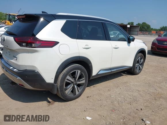✅ 2021 Nissan Rogue Platinum • VIN: JN8AT3DD4MW303073 • Lot: 42586108. Wystawiony na IAAI z przebiegiem 58 958 mil. Bezpłatny archiwum sprzedaży aukcyjnych z USA i szczegółowy raport historii pojazdu na DreamBid. Zdjęcie 4.
