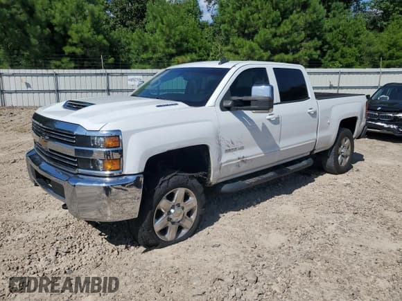 ✅ 2017 Chevrolet Silverado 2500HD LT • VIN: 1GC1KVEY3HF184482 • Lot: 66551685. Wystawiony na Copart z przebiegiem 192 220 mil. Bezpłatny archiwum sprzedaży aukcyjnych z USA i szczegółowy raport historii pojazdu na DreamBid. Zdjęcie 1.
