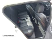 ✅ 2016 Hyundai Veloster Turbo • VIN: KMHTC6AE0GU293981 • Lot: 42354864. Wystawiony na IAAI z przebiegiem 118 691 mil. Bezpłatny archiwum sprzedaży aukcyjnych z USA i szczegółowy raport historii pojazdu na DreamBid. Zdjęcie 8.