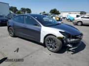 ✅ 2022 Tesla Model 3 • VIN: 5YJ3E1EAXNF304709 • Lot: 60374515. Wystawiony na Copart z przebiegiem 183 308 mil. Bezpłatny archiwum sprzedaży aukcyjnych z USA i szczegółowy raport historii pojazdu na DreamBid. Zdjęcie 4.