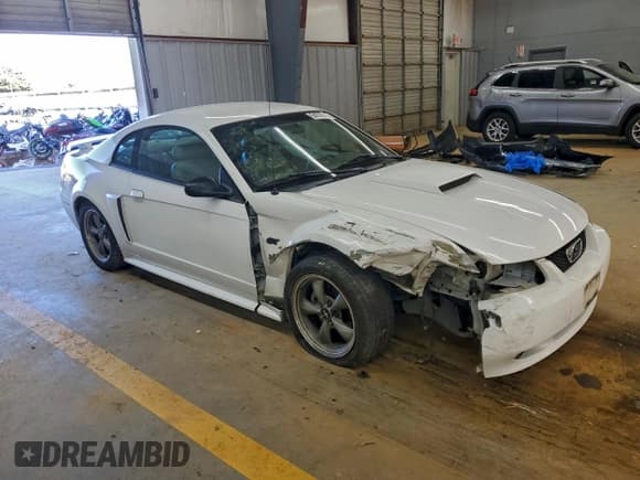 ✅ 2002 Ford Mustang GT Deluxe • VIN: 1FAFP42X62F224936 • Lot: 94079535. Listed on Copart with 245,735 mi. Free auction sales archive from the USA and detailed vehicle history report at DreamBid. Image 4.