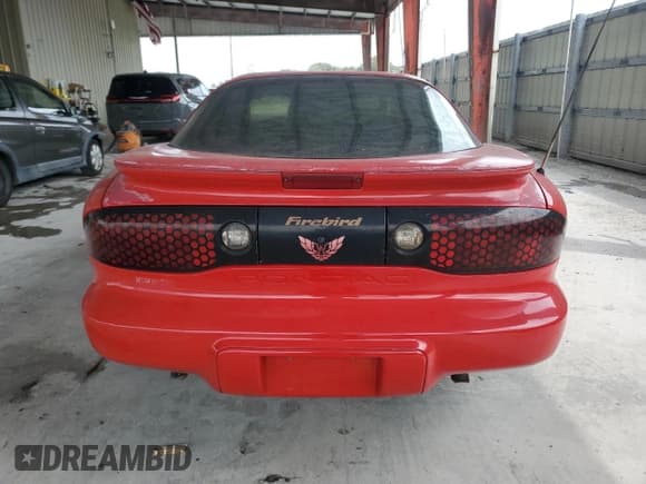 ✅ 2002 Pontiac Firebird Firebird • VIN: 2G2FS22KX22112180 • Lot: 48508295. Wystawiony na Copart z przebiegiem Nie podano. Bezpłatny archiwum sprzedaży aukcyjnych z USA i szczegółowy raport historii pojazdu na DreamBid. Zdjęcie 6.
