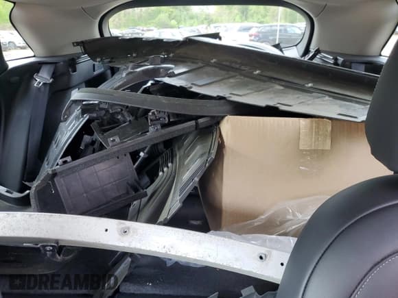 ✅ 2023 Infiniti QX50 Luxe • VIN: 3PCAJ5BB4PF122532 • Lot: 54898305. Wystawiony na Copart z przebiegiem 12 167 mil. Bezpłatny archiwum sprzedaży aukcyjnych z USA i szczegółowy raport historii pojazdu na DreamBid. Zdjęcie 10.