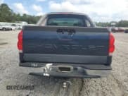 ✅ 2006 Chevrolet Avalanche LS • VIN: 3GNEC12Z36G146905 • Lot: 82307305. Listed on Copart with 221,775 mi. Free auction sales archive from the USA and detailed vehicle history report at DreamBid. Image 6.