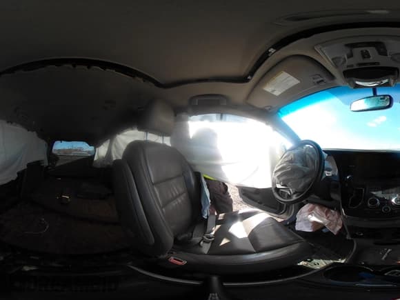 ✅ 2015 Toyota Sienna Limited • VIN: 5TDDK3DC4FS101226 • Lot: 40755063. Listed on IAAI with 153,793 mi. Free auction sales archive from the USA and detailed vehicle history report at DreamBid. Image 23.