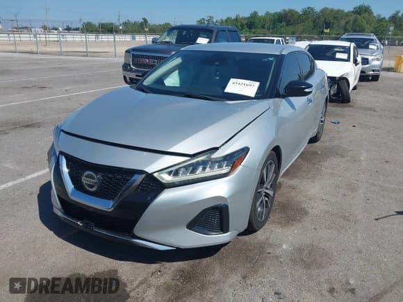 ✅ 2020 Nissan Maxima SV • VIN: 1N4AA6CV6LC364363 • Lot: 43421697. Listed on IAAI with 145,699 mi. Free auction sales archive from the USA and detailed vehicle history report at DreamBid. Image 2.