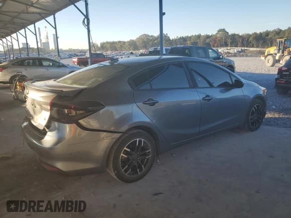 ✅ 2018 Kia Forte LX • VIN: 3KPFL4A78JE276410 • Lot: 90790795. Listed on Copart with 128,004 mi. Free auction sales archive from the USA and detailed vehicle history report at DreamBid. Image 3.
