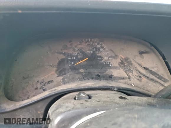 ✅ 2003 Chevrolet Silverado 1500 LS • VIN: 1GCEC19T93Z182104 • Lot: 95593395. Listed on Copart with Not provided. Free auction sales archive from the USA and detailed vehicle history report at DreamBid. Image 9.