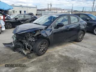 ✅ 2019 Toyota Yaris L • VIN: 3MYDLBYV2KY513975 • Lot: 82171585. Listed on Copart with 54,671 mi. Free auction sales archive from the USA and detailed vehicle history report at DreamBid. Image 1.