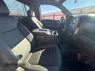 ✅ 2019 Chevrolet Silverado 1500 Work Truck • VIN: 3GCNWAEF8KG178647 • Lot: 81751314. Wystawiony na Copart z przebiegiem 102 883 mil. Bezpłatny archiwum sprzedaży aukcyjnych z USA i szczegółowy raport historii pojazdu na DreamBid. Zdjęcie 5.