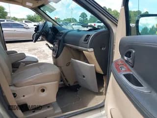 ✅ 2007 Chevrolet Uplander Cargo • VIN: 1GBDV13117D176530 • Lot: 42470813. Listed on IAAI with 142,415 mi. Free auction sales archive from the USA and detailed vehicle history report at DreamBid. Image 5.