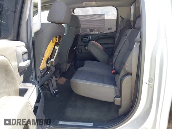 ✅ 2015 Chevrolet Silverado 2500HD LT • VIN: 1GC1KVEG7FF161176 • Lot: 42684231. Listed on IAAI with 242,456 mi. Free auction sales archive from the USA and detailed vehicle history report at DreamBid. Image 8.