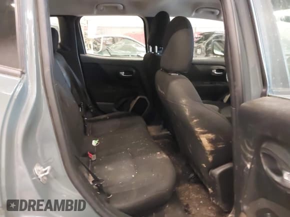 ✅ 2017 Jeep Renegade Sport • VIN: ZACCJAAH1HPF27104 • Lot: 42120378. Listed on IAAI with 86,700 mi. Free auction sales archive from the USA and detailed vehicle history report at DreamBid. Image 8.