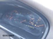 ✅ 1996 Lexus ES 300 • VIN: JT8BF12G2T0163288 • Лот: 41371907. Опубликован ранее на IAAI с пробегом 357 687 миль. Бесплатный доступ к архиву аукционных продаж из США и подробный отчёт об истории автомобиля на DreamBid. Изображение 15.