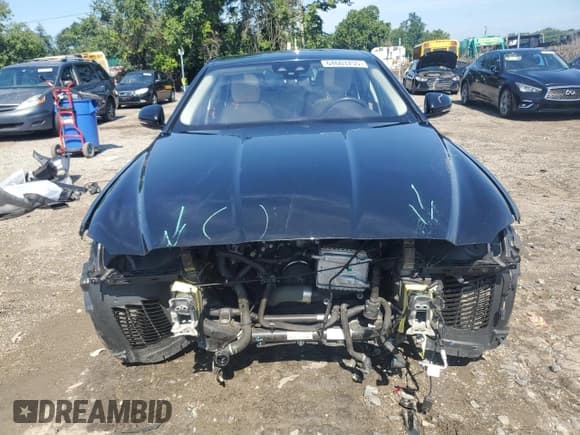 ✅ 2017 Jaguar XF 20d Premium • VIN: SAJBD4BN6HCY42642 • Lot: 64603755. Listed on Copart with 38,791 mi. Free auction sales archive from the USA and detailed vehicle history report at DreamBid. Image 5.