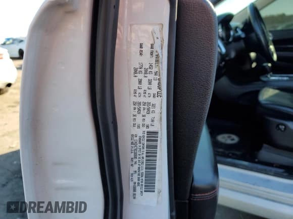 ✅ 2013 Dodge Durango R/T • VIN: 1C4SDHCT8DC665685 • Lot: 91391215. Wystawiony na Copart z przebiegiem 167 815 mil. Bezpłatny archiwum sprzedaży aukcyjnych z USA i szczegółowy raport historii pojazdu na DreamBid. Zdjęcie 13.