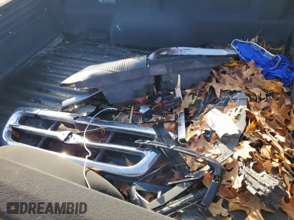 ✅ 1998 Ford Ranger XL • VIN: 1FTYR14U8WTA57100 • Lot: 82651024. Listed on Copart with 116,247 mi. Free auction sales archive from the USA and detailed vehicle history report at DreamBid. Image 13.