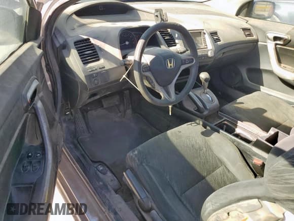 ✅ 2006 Honda Civic EX • VIN: 2HGFG12896H579865 • Lot: 92349845. Wystawiony na Copart z przebiegiem 290 653 mil. Bezpłatny archiwum sprzedaży aukcyjnych z USA i szczegółowy raport historii pojazdu na DreamBid. Zdjęcie 8.