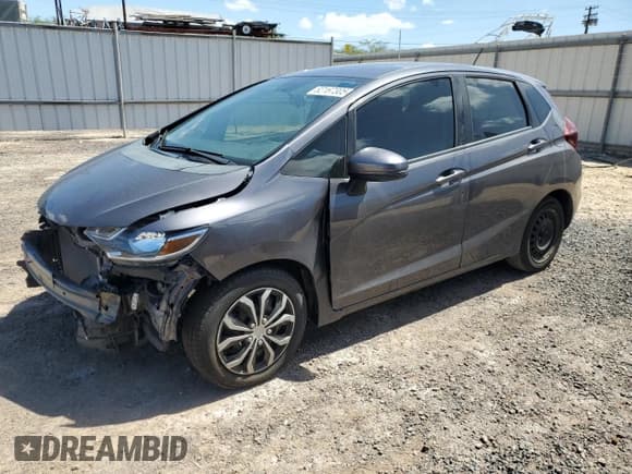 ✅ 2019 Honda Fit LX • VIN: 3HGGK5H44KM720030 • Лот: 82167305. Опубликован ранее на Copart с пробегом 96 005 миль. Бесплатный доступ к архиву аукционных продаж из США и подробный отчёт об истории автомобиля на DreamBid. Изображение 1.