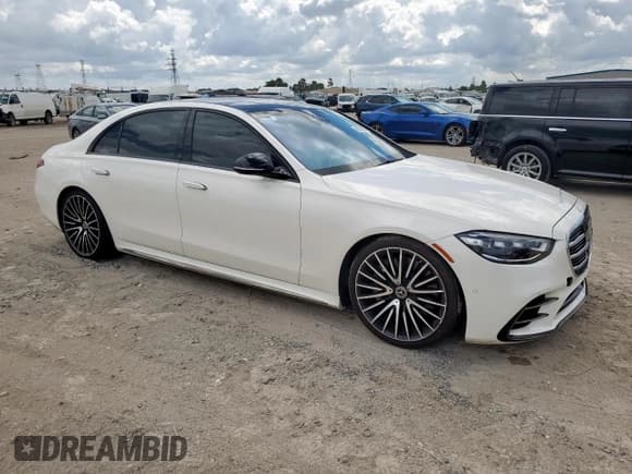 ✅ 2023 Mercedes-Benz S 500 • VIN: W1K6G6DB3PA222076 • Лот: 83817895. Опубликован ранее на Copart с пробегом 26 360 миль. Бесплатный доступ к архиву аукционных продаж из США и подробный отчёт об истории автомобиля на DreamBid. Изображение 4.