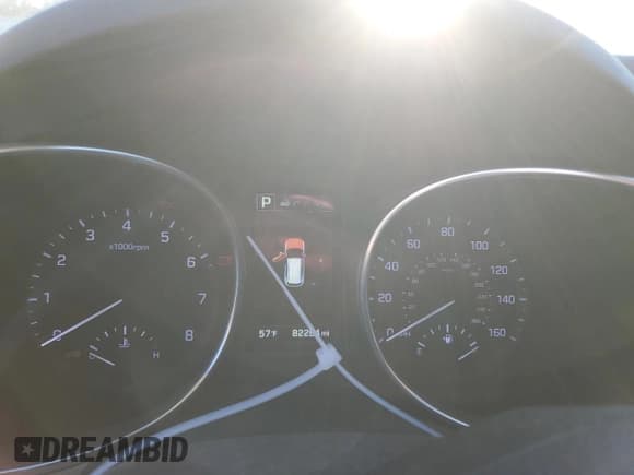 ✅ 2017 Hyundai Santa Fe 2.4L • VIN: 5XYZU3LB0HG410491 • Лот: 46858654. Опубликован ранее на Copart с пробегом 82 284 миль. Бесплатный доступ к архиву аукционных продаж из США и подробный отчёт об истории автомобиля на DreamBid. Изображение 9.