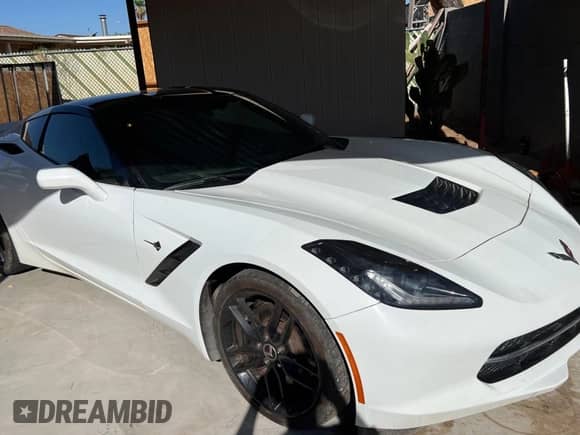 2014 Chevrolet Corvette Z51 3LT с VIN 1G1YM2D73E5105712, выставлен на аукционе Copart как лот 67979104 с пробегом 19 344 миль миль и Списание • Salvage title. История ставок и продаж доступна на DreamBid. Изображение 1.