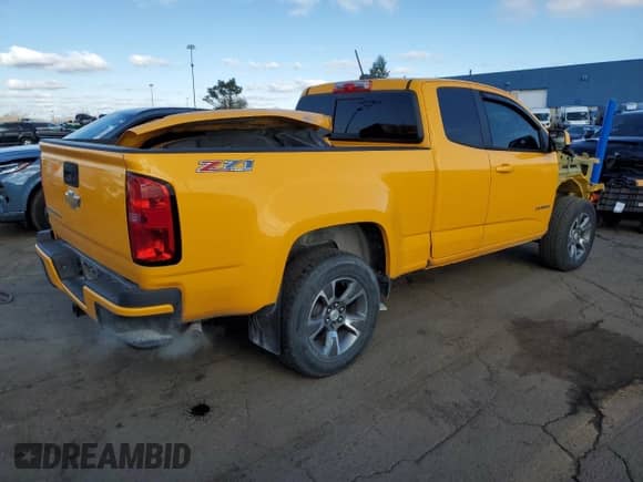 2018 Chevrolet Colorado 4WD Z71 with VIN 1GCHTDEN3J1214787, listed as a Copart auction lot 80294554 with 37,579 mi miles and Salvage title. Bid and sale history available at DreamBid. Image 3.