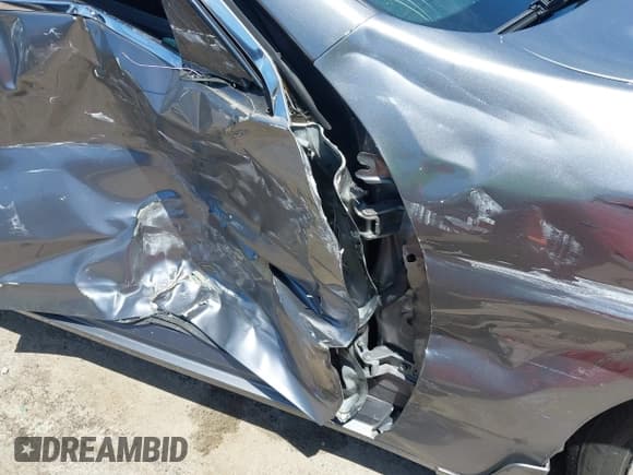 ✅ 2012 Infiniti G25 Journey • VIN: JN1DV6AP7CM811991 • Lot: 42728539. Listed on IAAI with 182,730 mi. Free auction sales archive from the USA and detailed vehicle history report at DreamBid. Image 17.