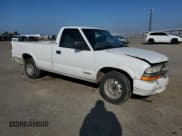 ✅ 2000 Chevrolet S-10 LS • VIN: 1GCCS14W8YK222863 • Лот: 87249414. Опубликован ранее на Copart с пробегом 217 295 миль. Бесплатный доступ к архиву аукционных продаж из США и подробный отчёт об истории автомобиля на DreamBid. Изображение 4.